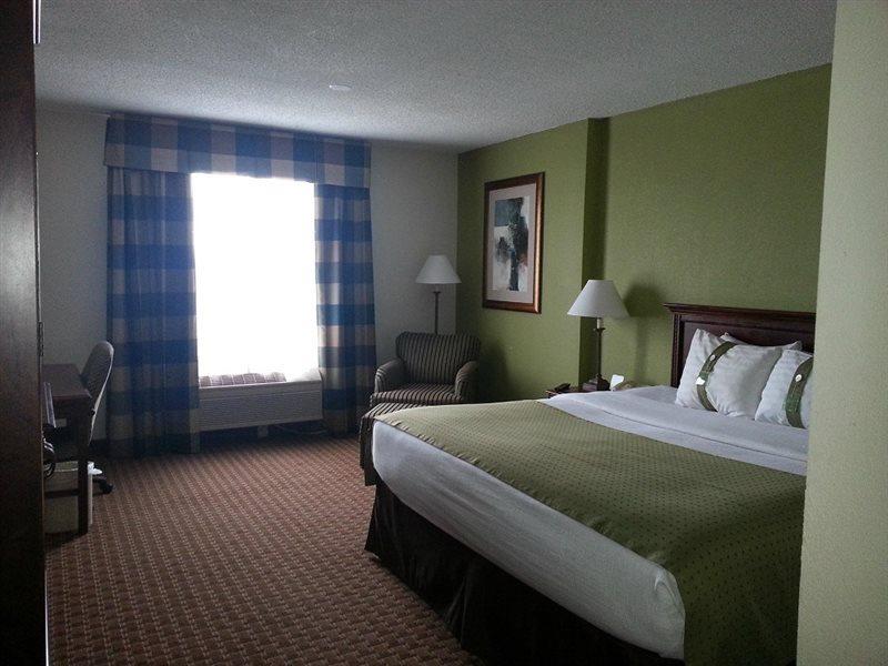 Garden Plaza Hotel Saddle Brook Esterno foto