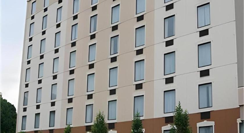 Garden Plaza Hotel Saddle Brook Esterno foto
