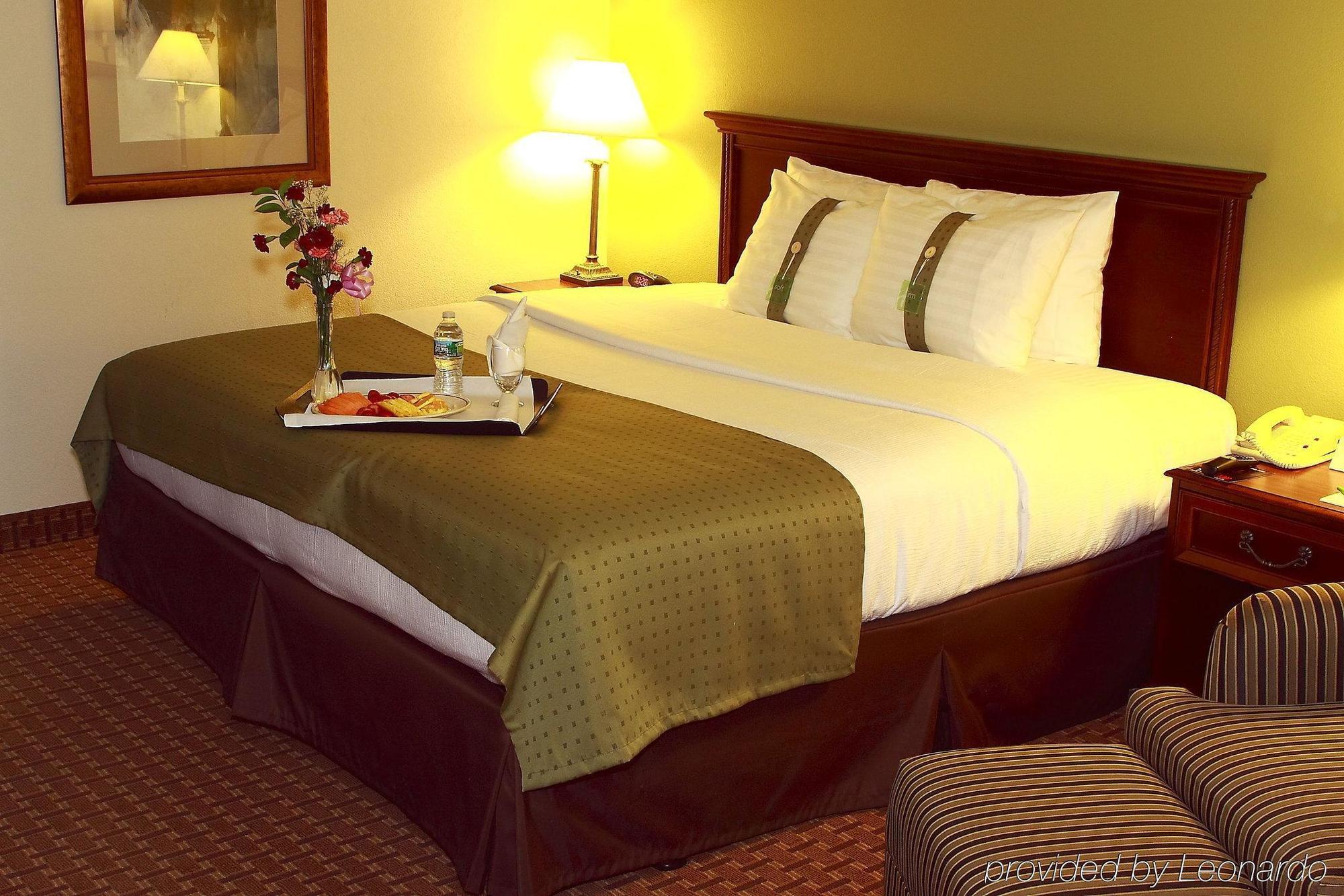 Garden Plaza Hotel Saddle Brook Camera foto